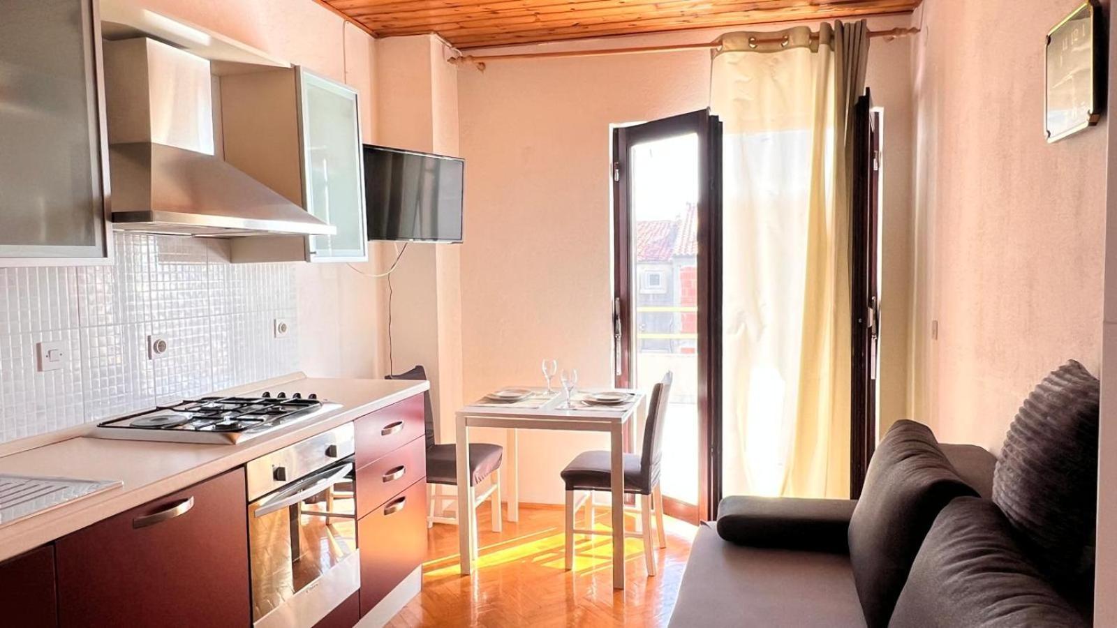 Apartment Kuba Makarska Kültér fotó